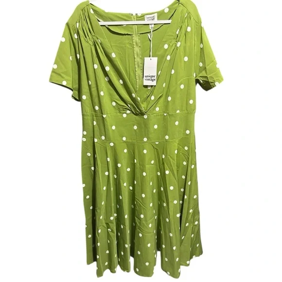 green polka dot midi dress Green Polka Dot Tie Neck Midi Dress